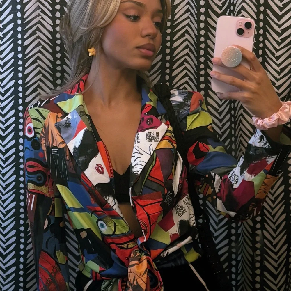 Colorful Abstract Print Blazer - Picture 2 of 5